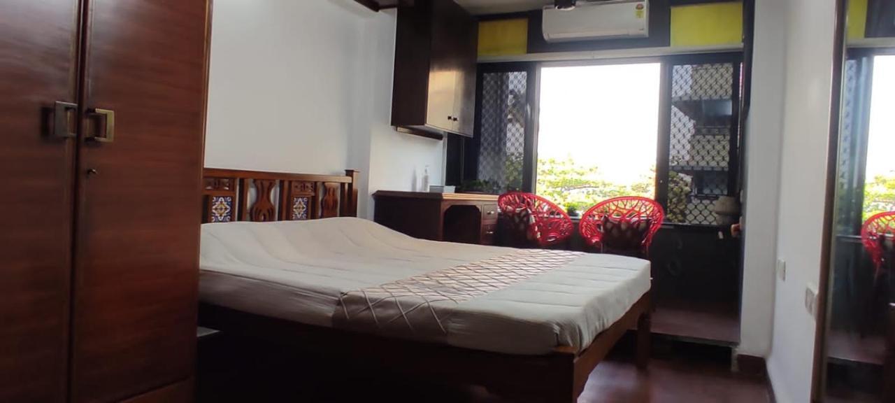 Апартаменти Cozy Private Ac Studio By The Sea Bandstand Bandra W Mumbai Nr Taj Lands End Екстер'єр фото
