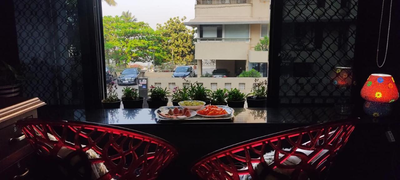 Апартаменти Cozy Private Ac Studio By The Sea Bandstand Bandra W Mumbai Nr Taj Lands End Номер фото
