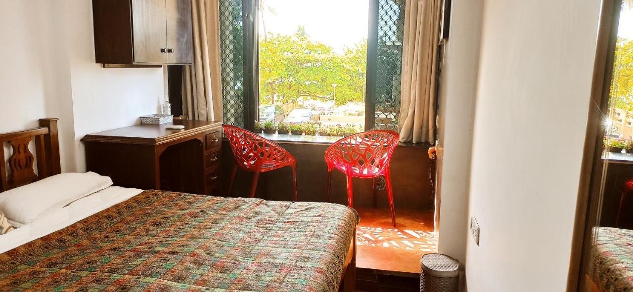 Апартаменти Cozy Private Ac Studio By The Sea Bandstand Bandra W Mumbai Nr Taj Lands End Екстер'єр фото